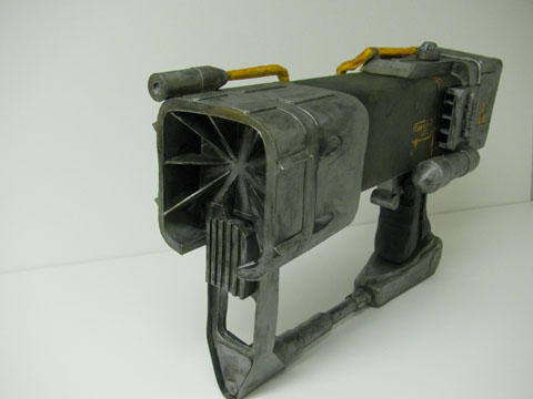 Fallout 3 - Лазерный пистолет из папье-маше